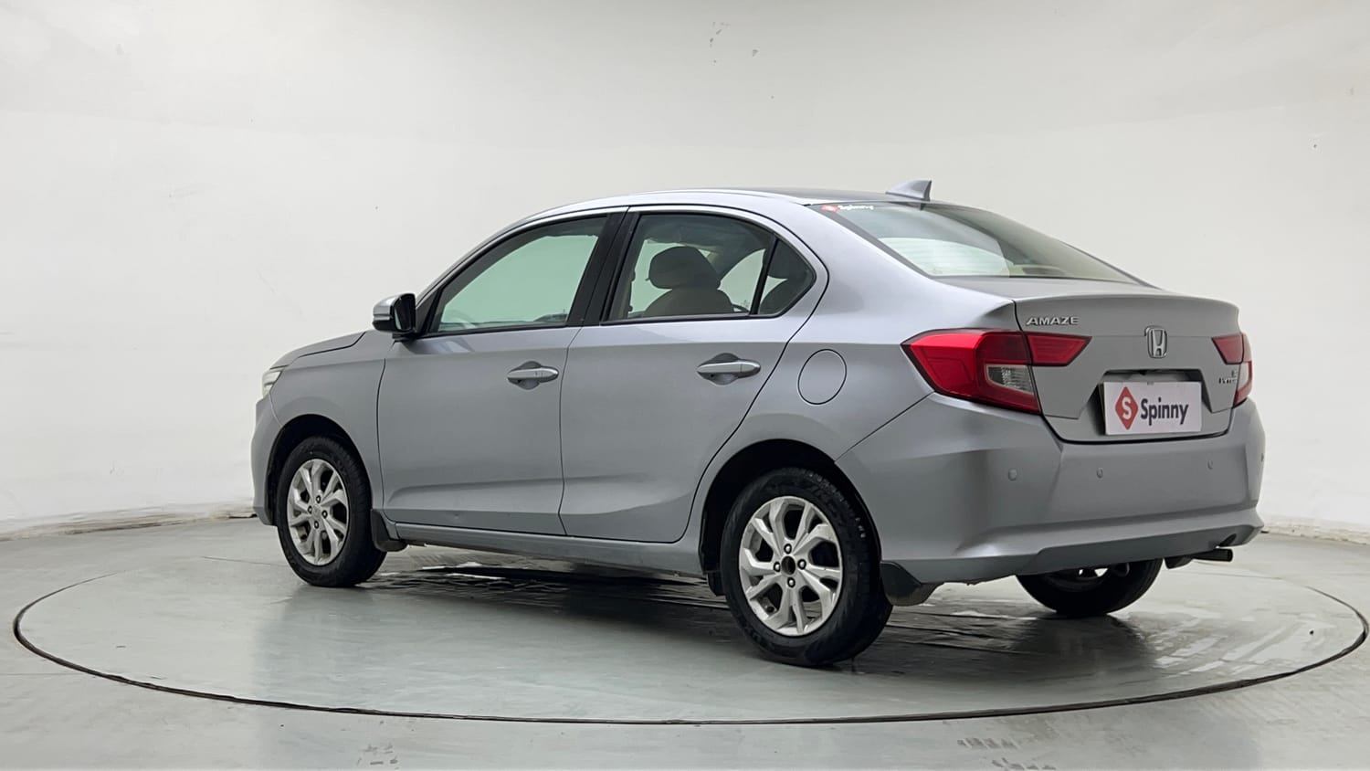 Used 2019 Honda Amaze 1.2 VX MT Petrol Petrol Manual exterior LEFT REAR CORNER VIEW