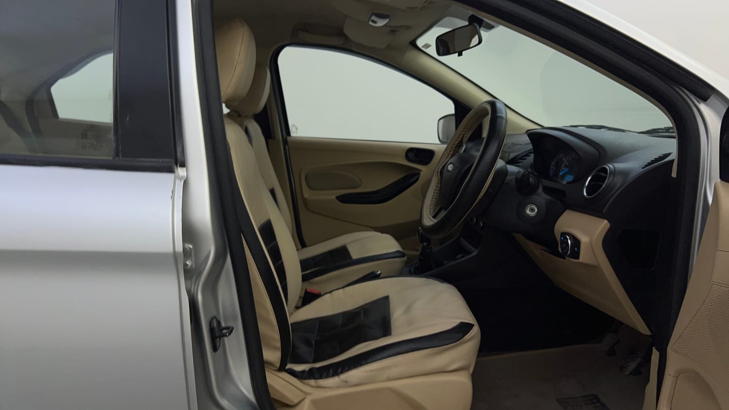 Used 2016 Ford Figo Aspire Trend 1.2 Ti-VCT Petrol Manual interior RIGHT SIDE FRONT DOOR CABIN VIEW