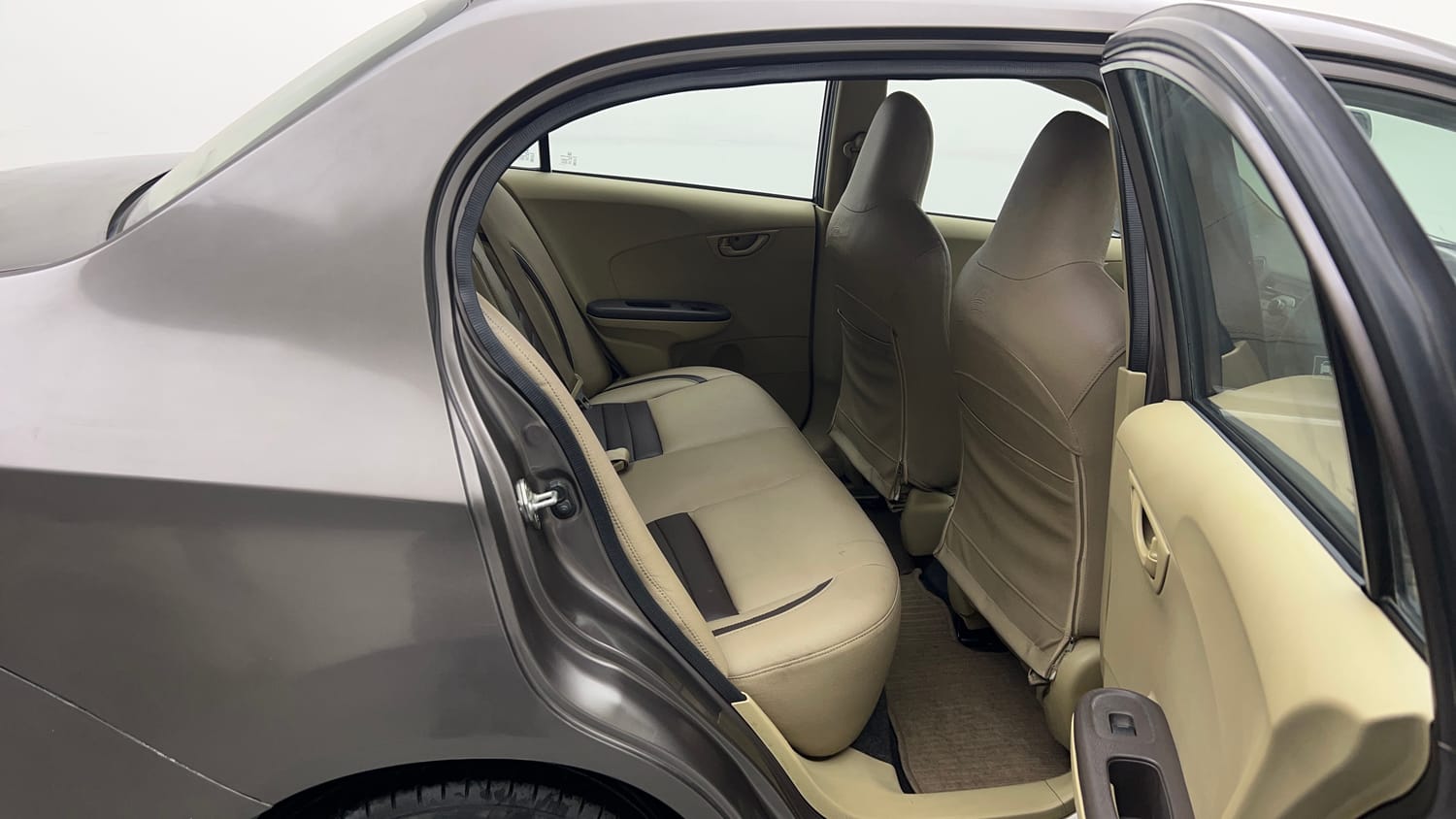 Used 2013 Honda Amaze 1.2 S i-VTEC Petrol Manual interior RIGHT SIDE REAR DOOR CABIN VIEW