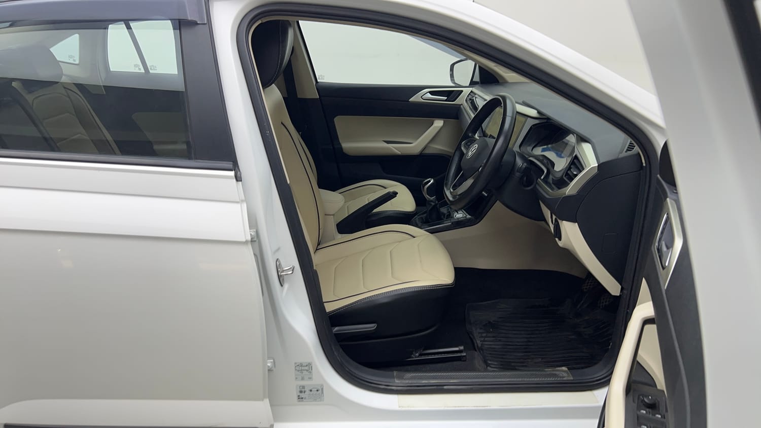 Used 2024 Volkswagen Virtus Highline 1.0 TSI MT Petrol Manual interior RIGHT SIDE FRONT DOOR CABIN VIEW