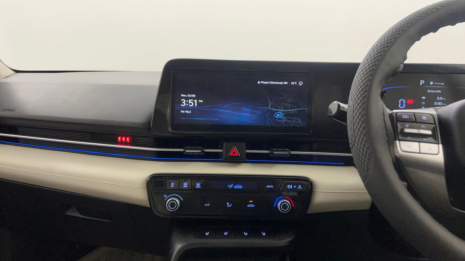Used 2023 Hyundai Verna SX (O) 1.5 VTVT IVT Petrol Automatic interior MUSIC SYSTEM & AC CONTROL VIEW