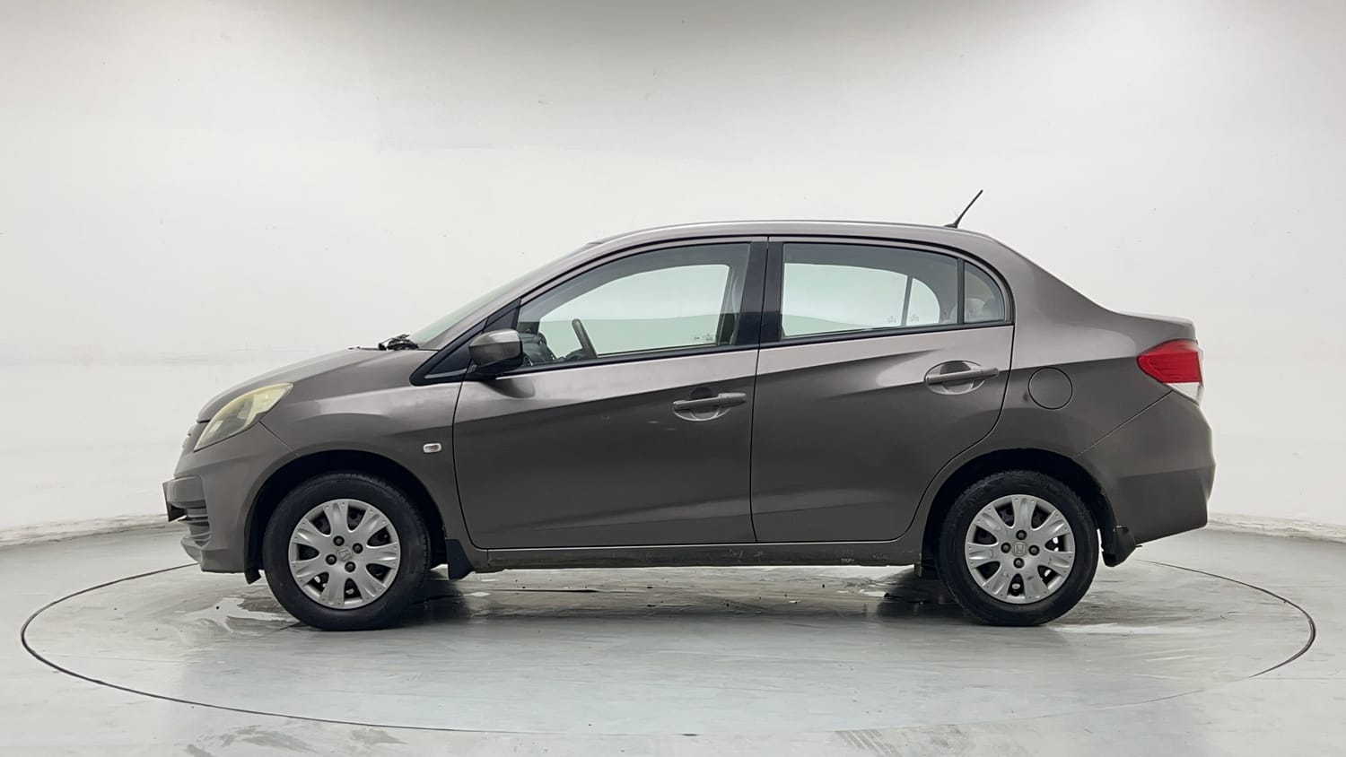 Used 2013 Honda Amaze 1.2 S i-VTEC Petrol Manual exterior LEFT SIDE VIEW
