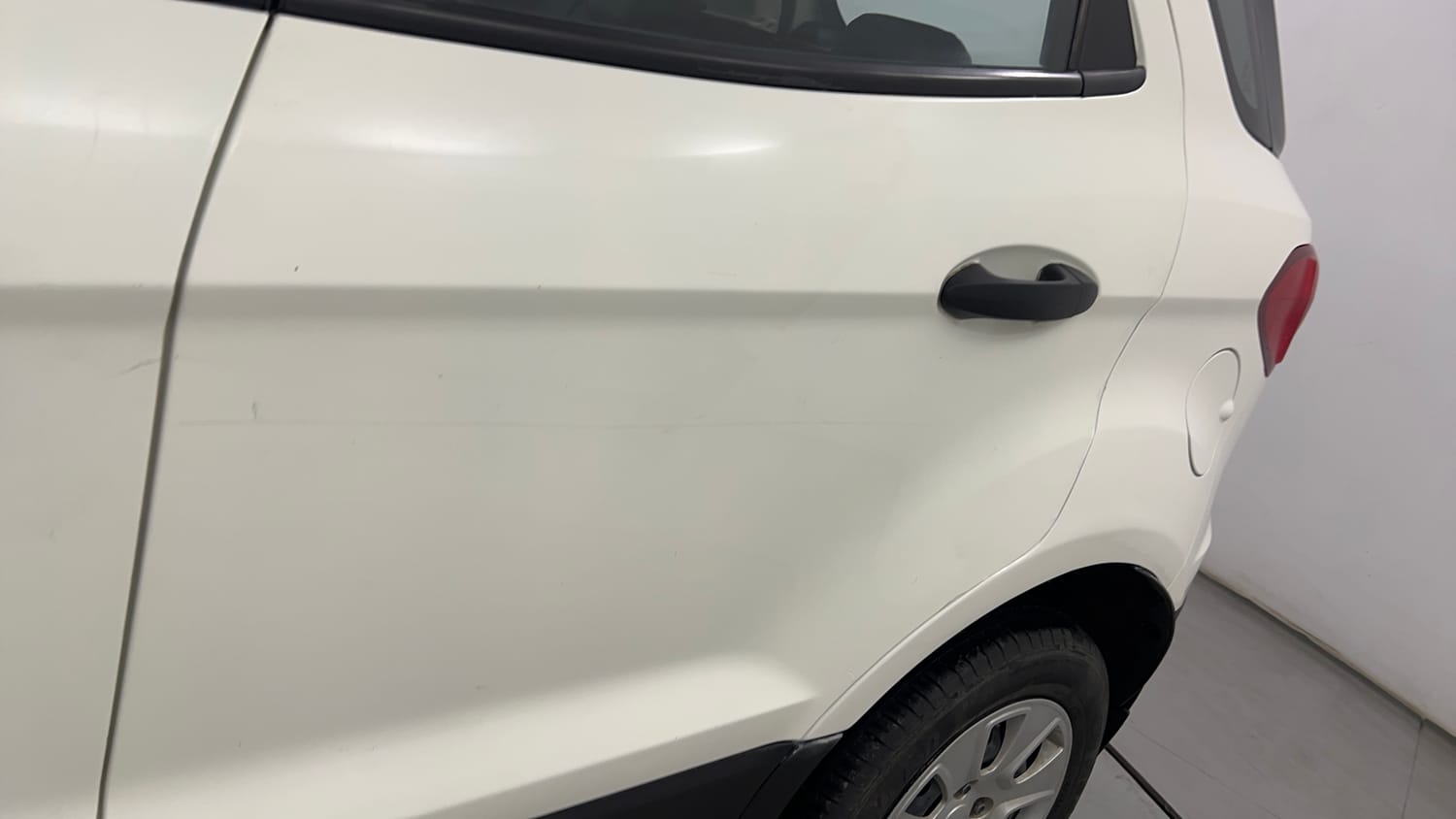Used 2021 Ford EcoSport Ambiente 1.5L TDCi Diesel Manual dents MINOR SCRATCH
