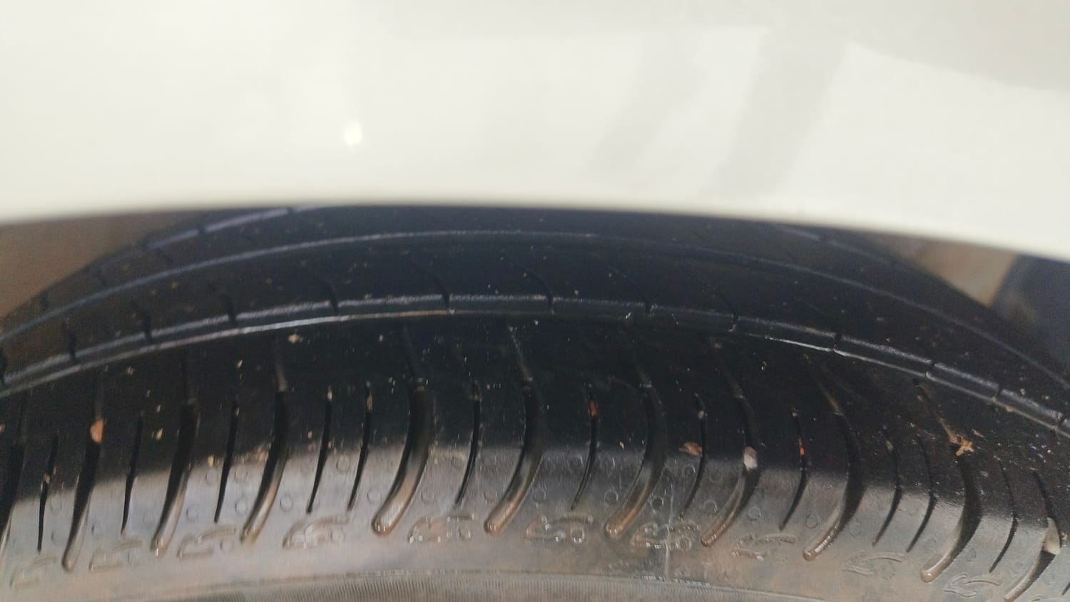 Used 2016 Maruti Suzuki Celerio VXi AMT Petrol Automatic tyres RIGHT FRONT TYRE TREAD VIEW