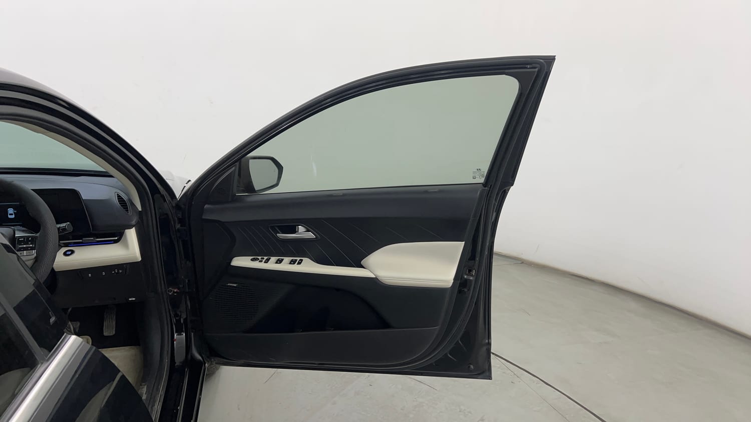 Used 2023 Hyundai Verna SX (O) 1.5 VTVT IVT Petrol Automatic interior RIGHT FRONT DOOR OPEN VIEW