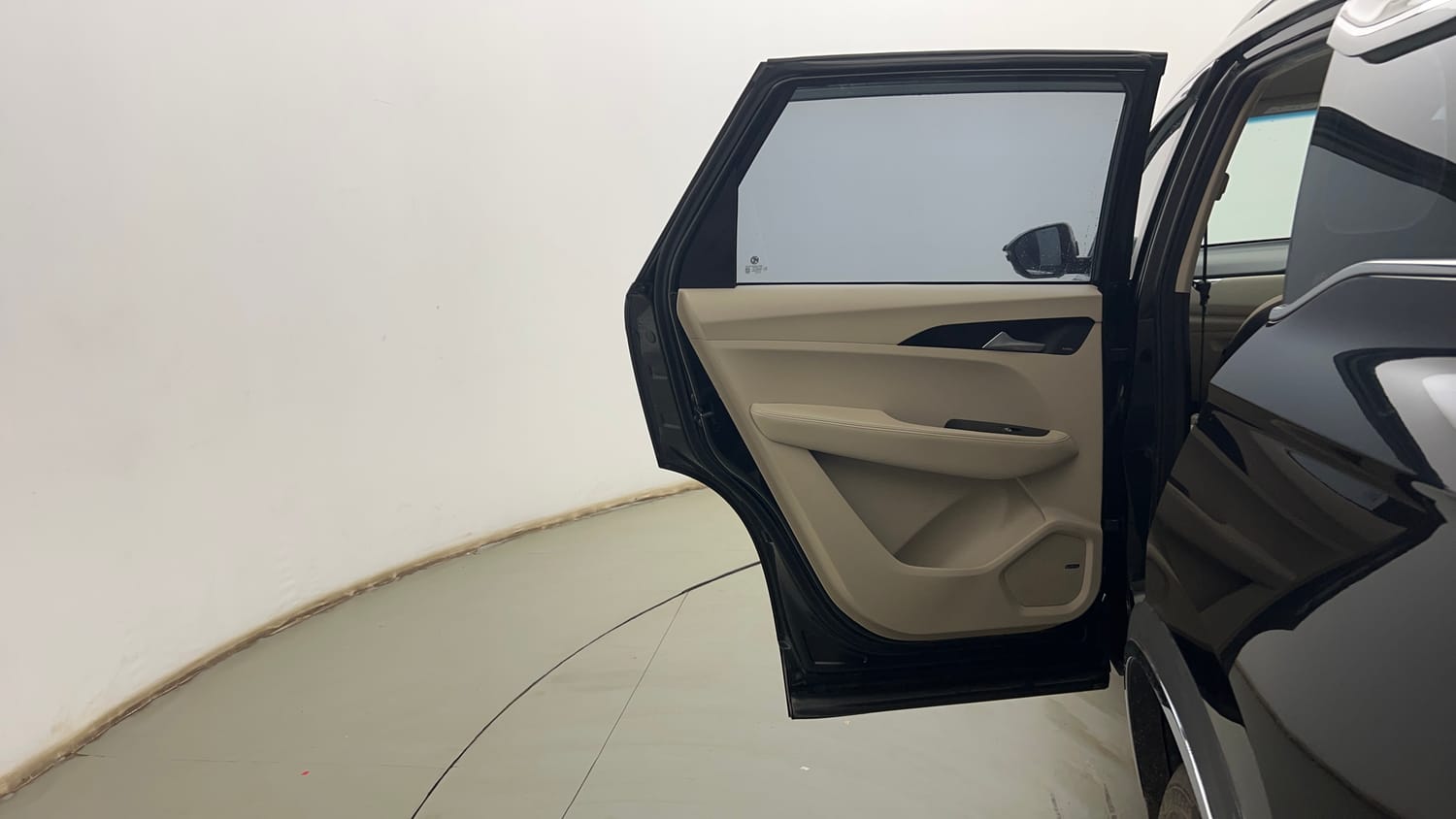 Used 2022 MG Motors Hector Sharp 1.5 Petrol Turbo Hybrid MT Hybrid Manual interior LEFT REAR DOOR OPEN VIEW