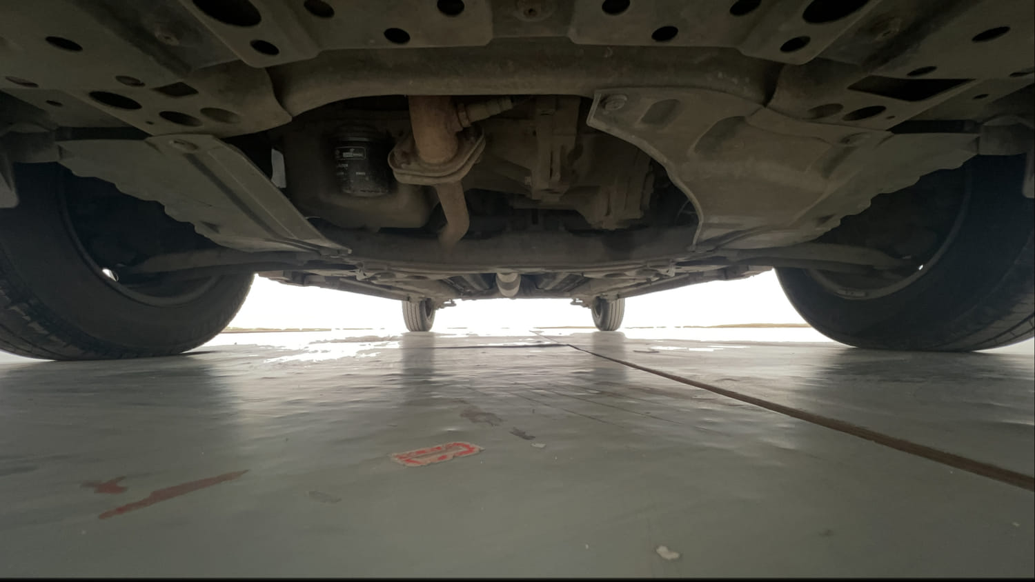 Used 2013 Maruti Suzuki Swift VXi Petrol Manual extra FRONT LEFT UNDERBODY VIEW