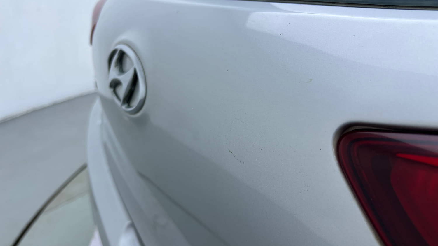 Used 2017 Hyundai Elite i20 Sportz 1.2 Petrol Manual dents MINOR SCRATCH