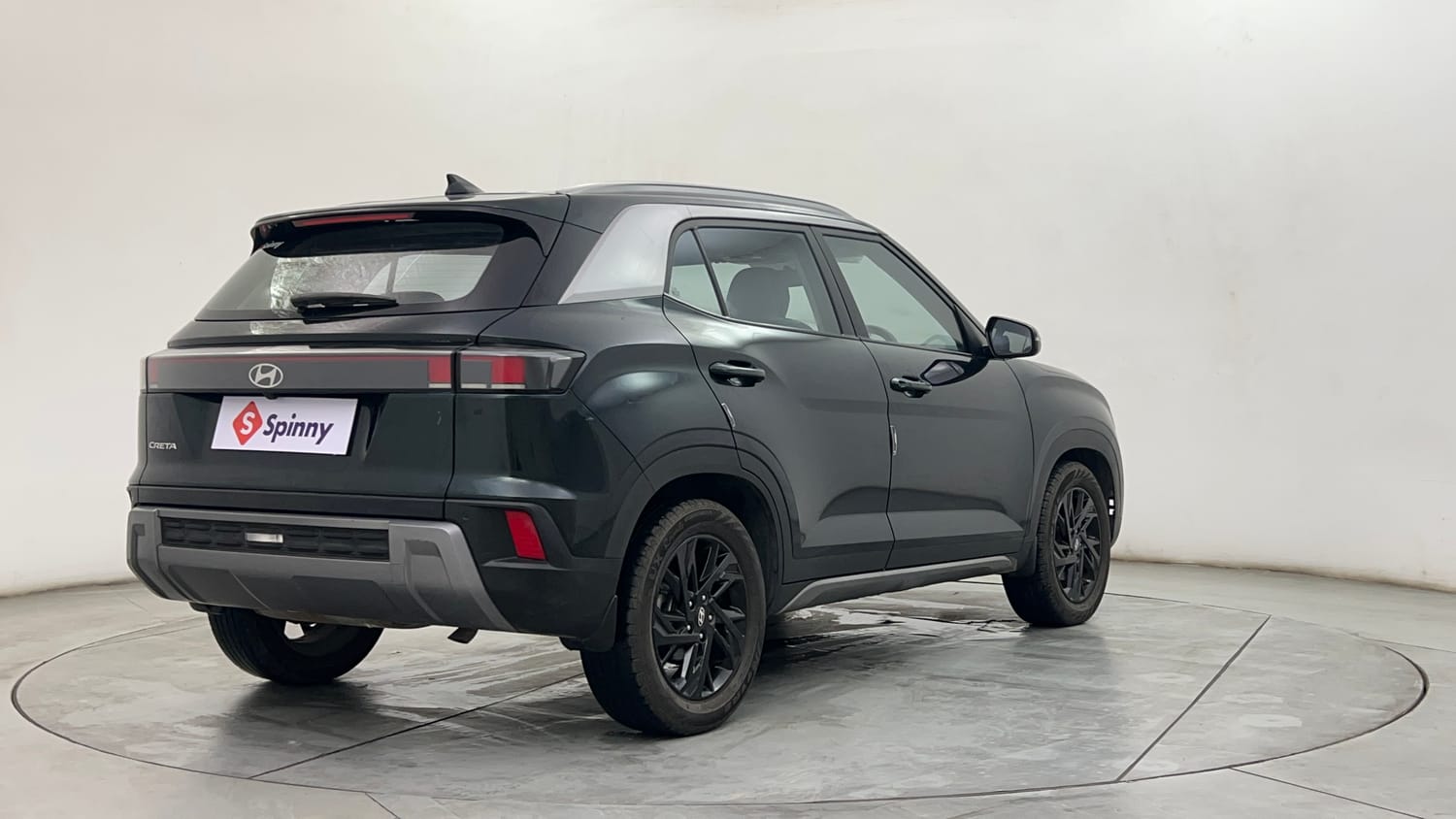 Used 2024 Hyundai Creta 1.5 MPi Petrol MT S(O) Petrol Manual exterior RIGHT REAR CORNER VIEW