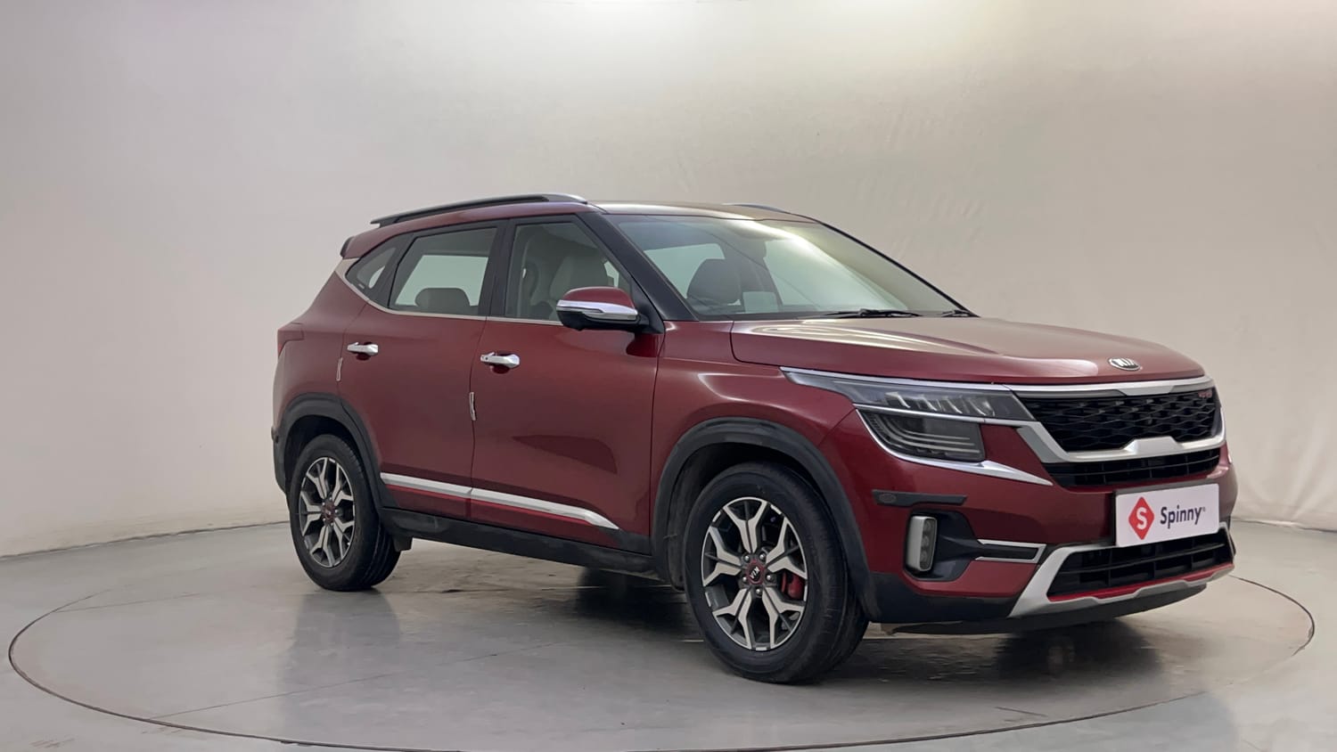 Used 2020 Kia Seltos GTX Plus 1.4 Petrol Manual exterior RIGHT FRONT CORNER VIEW