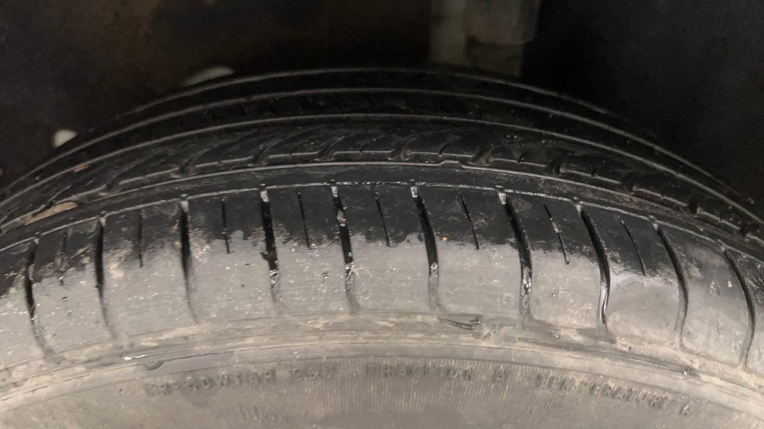 Used 2021 Ford EcoSport Ambiente 1.5L TDCi Diesel Manual tyres LEFT REAR TYRE TREAD VIEW