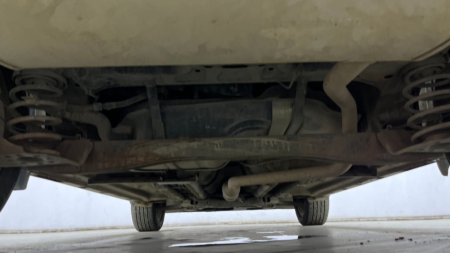 Used 2022 kia Seltos HTX 1.5 IVT Petrol Automatic extra REAR UNDERBODY VIEW (TAKEN FROM REAR)