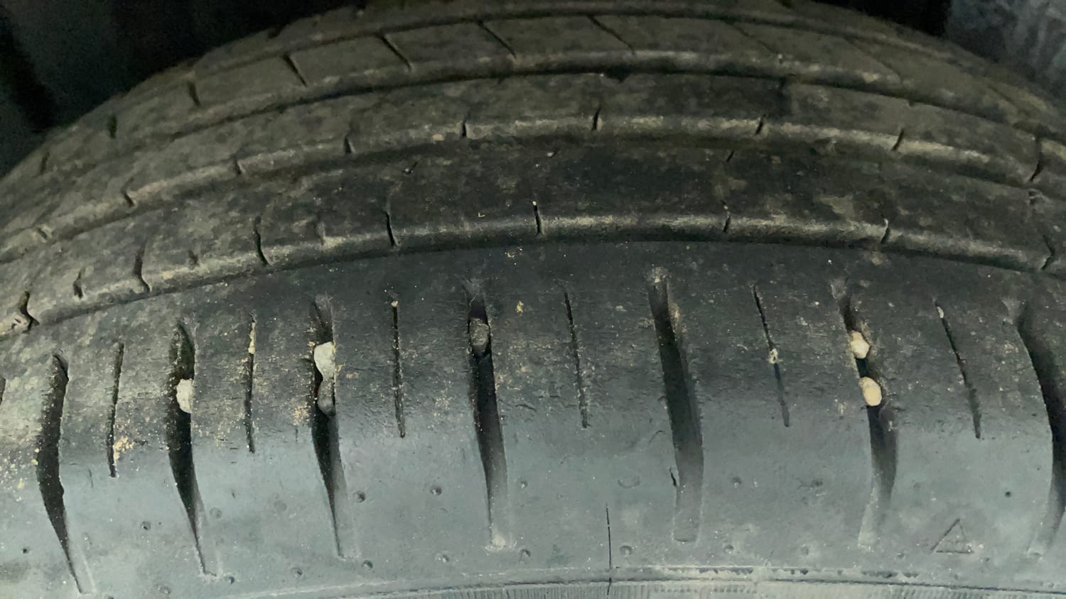 Used 2022 Maruti Suzuki Baleno Zeta AGS Petrol Automatic tyres LEFT REAR TYRE TREAD VIEW