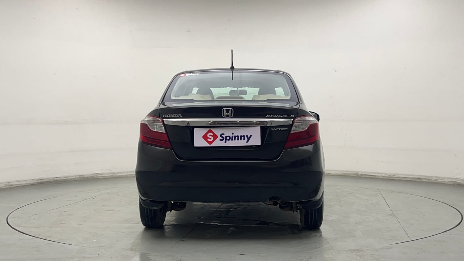 Used 2017 Honda Amaze 1.2 S i-VTEC Opt Petrol Manual exterior BACK VIEW
