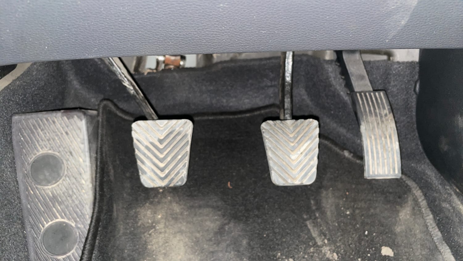 Used 2018 Hyundai Elite i20 Magna Executive 1.2 Petrol Manual interior PEDALS VIEW