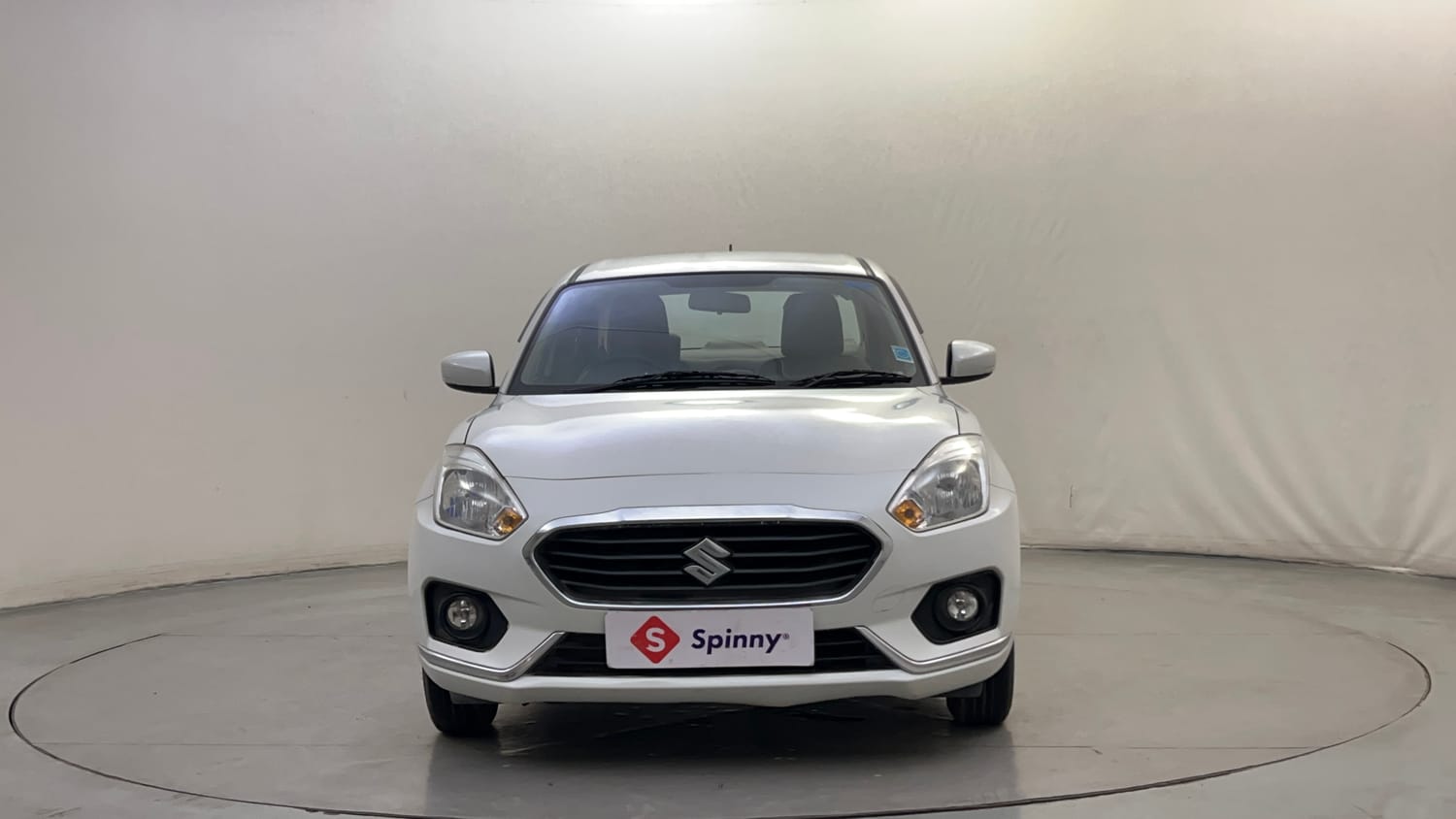 Used 2018 Maruti Suzuki Dzire VXi AMT Petrol Automatic exterior FRONT VIEW