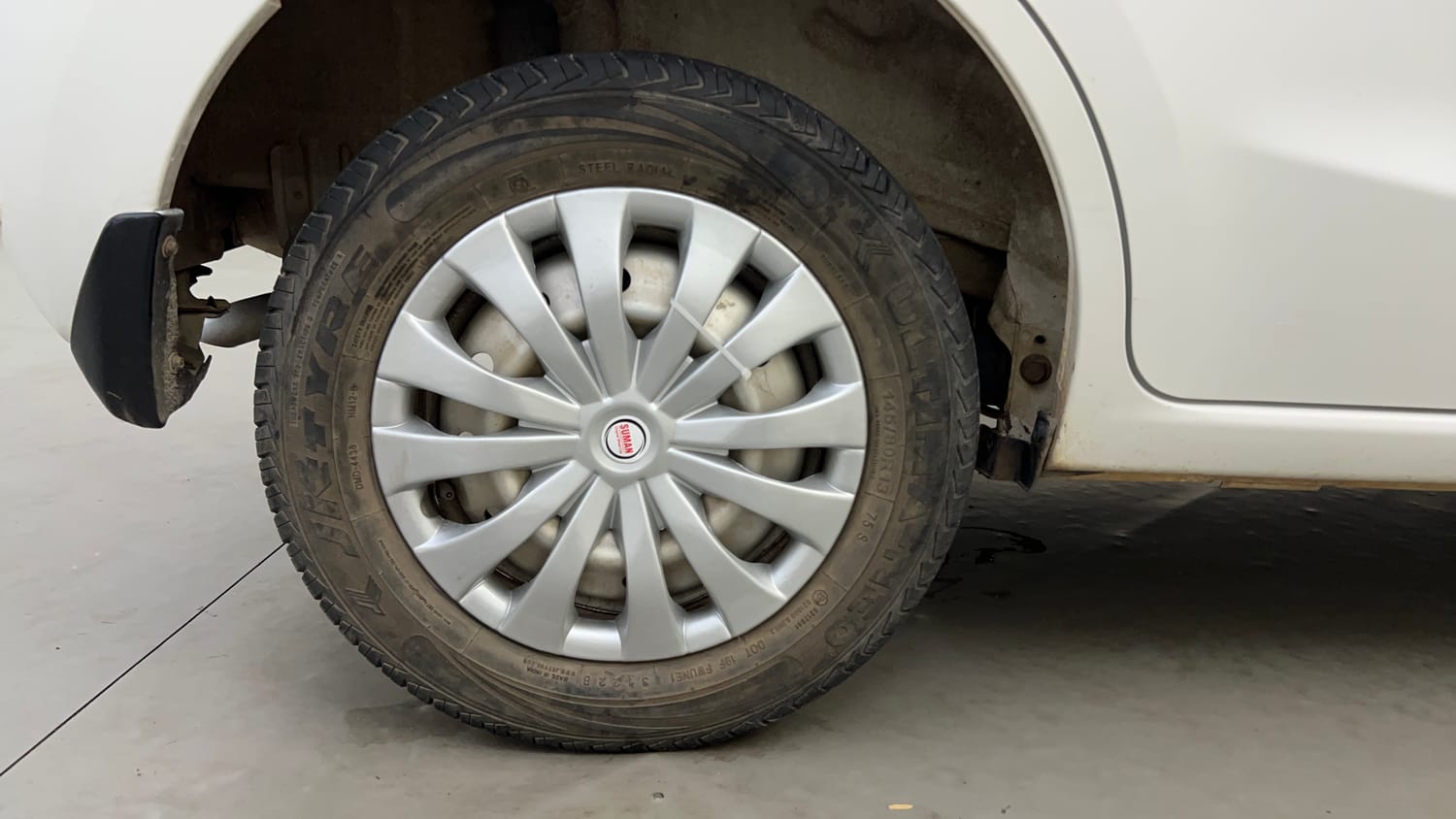 Used 2022 Maruti Suzuki Alto K10 LXi Petrol Manual tyres RIGHT REAR TYRE RIM VIEW