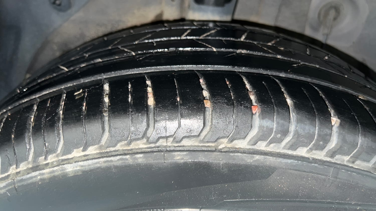 Used 2015 Hyundai Elite i20 Asta 1.2 Petrol Manual tyres RIGHT REAR TYRE TREAD VIEW