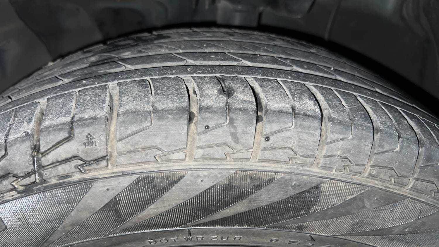 Used 2024 Hyundai Creta 1.5 MPi Petrol MT S(O) Petrol Manual tyres LEFT FRONT TYRE TREAD VIEW
