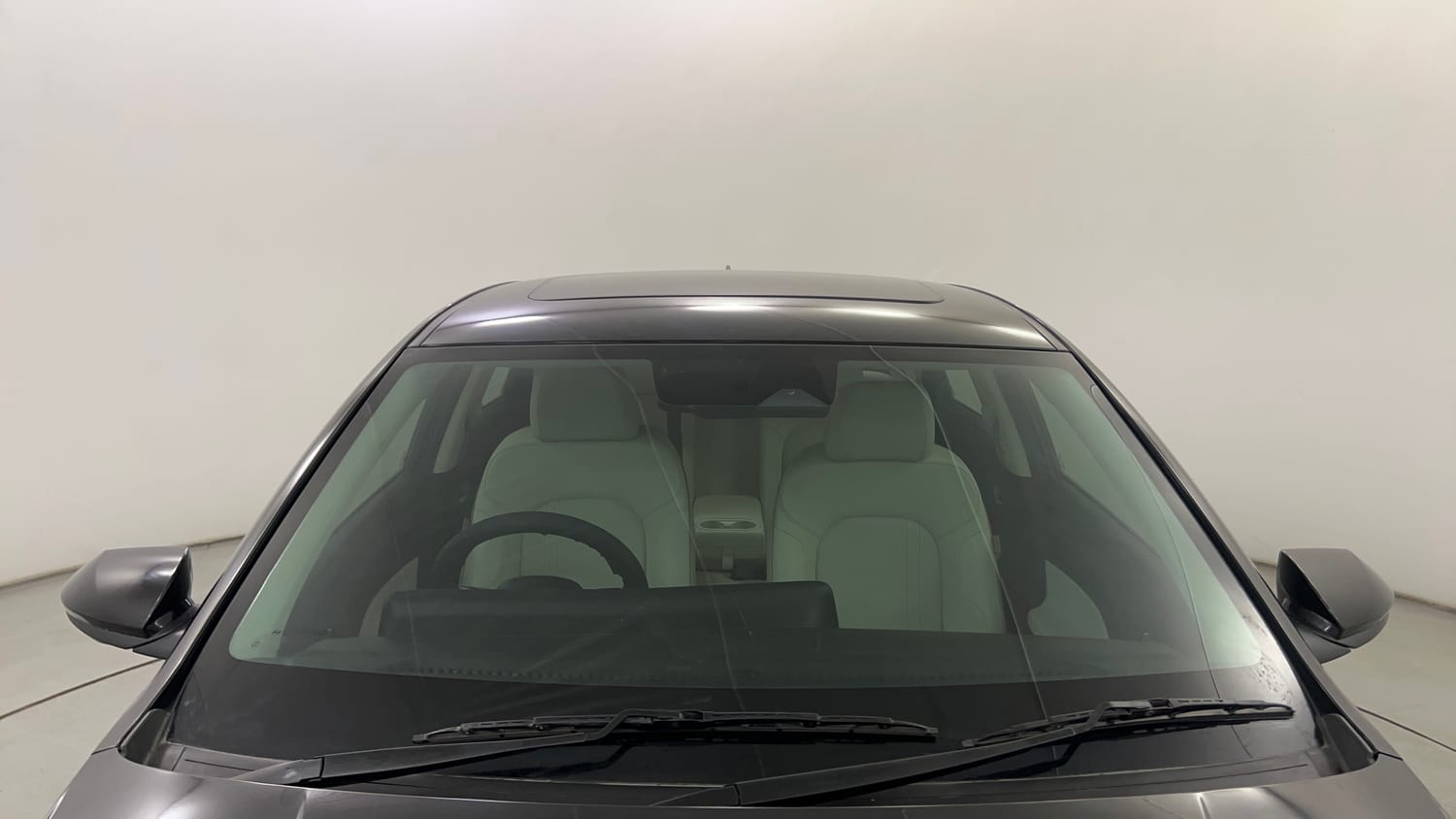 Used 2023 Hyundai Verna SX (O) 1.5 VTVT IVT Petrol Automatic exterior FRONT WINDSHIELD VIEW