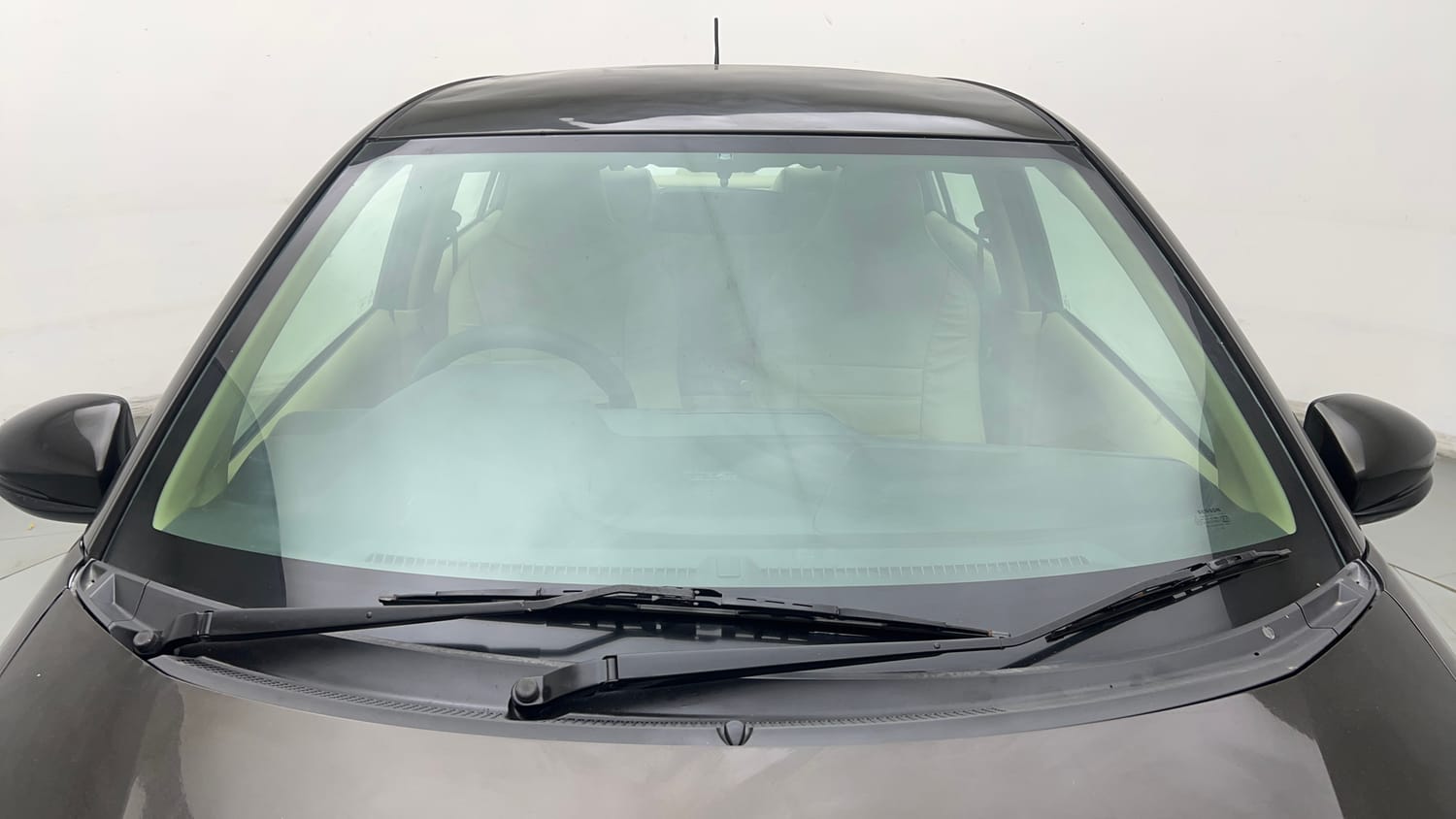Used 2017 Honda Amaze 1.2 S i-VTEC Opt Petrol Manual exterior FRONT WINDSHIELD VIEW