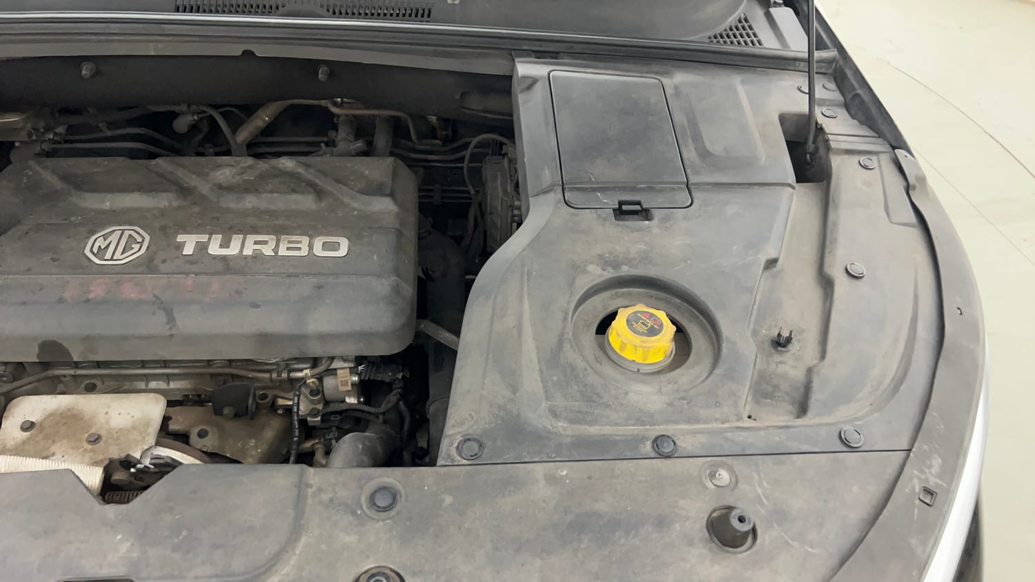 Used 2022 MG Motors Hector Sharp 1.5 Petrol Turbo Hybrid MT Hybrid Manual engine ENGINE LEFT SIDE VIEW