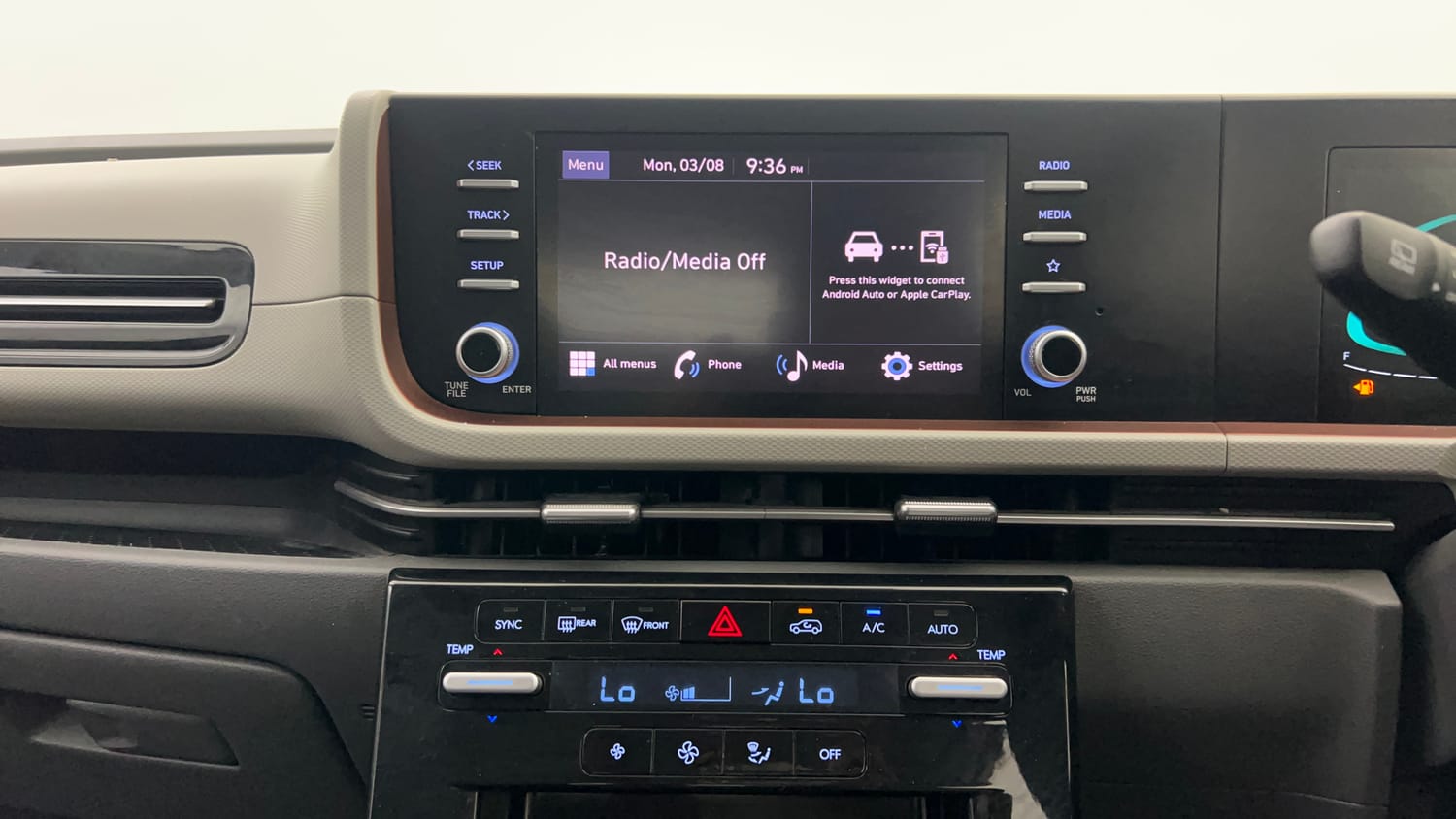 Used 2024 Hyundai Creta 1.5 MPi Petrol MT S(O) Petrol Manual interior MUSIC SYSTEM & AC CONTROL VIEW