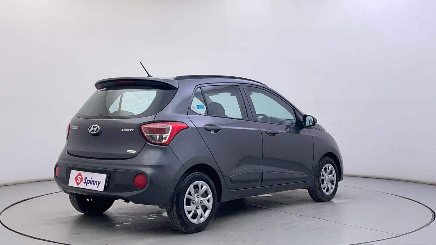Used 2017 Hyundai Grand i10 Sportz (O) AT 1.2 Kappa VTVT Petrol Automatic exterior RIGHT REAR CORNER VIEW