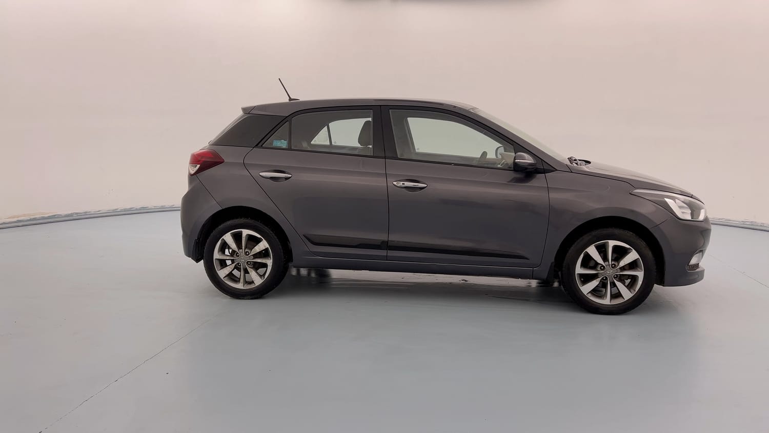 Used 2015 Hyundai Elite i20 Asta 1.2 Petrol Manual exterior RIGHT SIDE VIEW