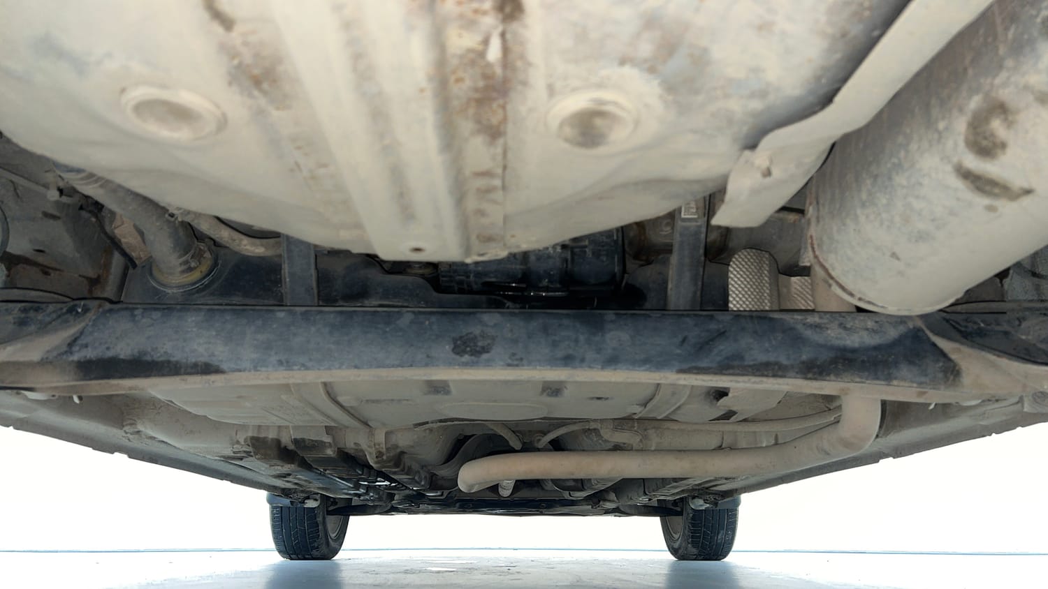 Used 2015 Hyundai Elite i20 Asta 1.2 Petrol Manual extra REAR UNDERBODY VIEW (TAKEN FROM REAR)