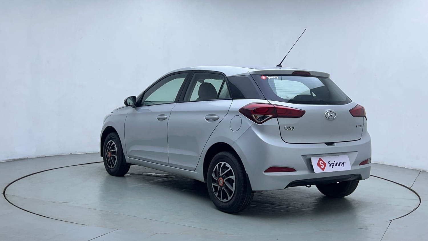 Used 2017 Hyundai Elite i20 Sportz 1.2 Petrol Manual exterior LEFT REAR CORNER VIEW