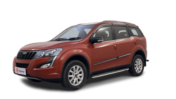 Used 2016 Mahindra XUV500 W6 Diesel Manual Image