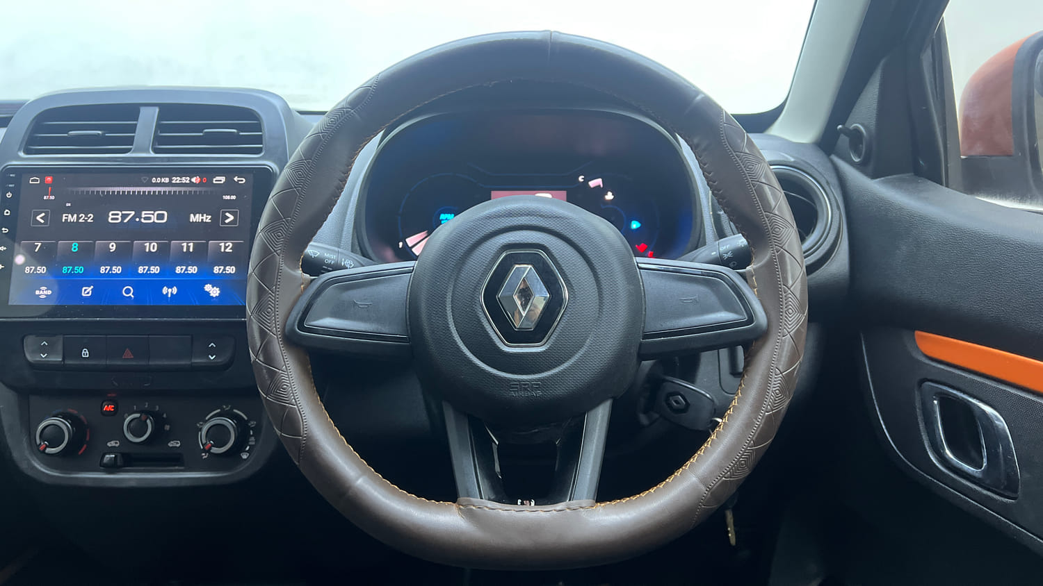 Used 2020 Renault Kwid CLIMBER 1.0 Opt Petrol Manual interior STEERING VIEW