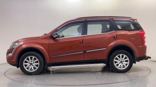 Used 2016 Mahindra XUV500 W6 Diesel Manual exterior LEFT SIDE VIEW