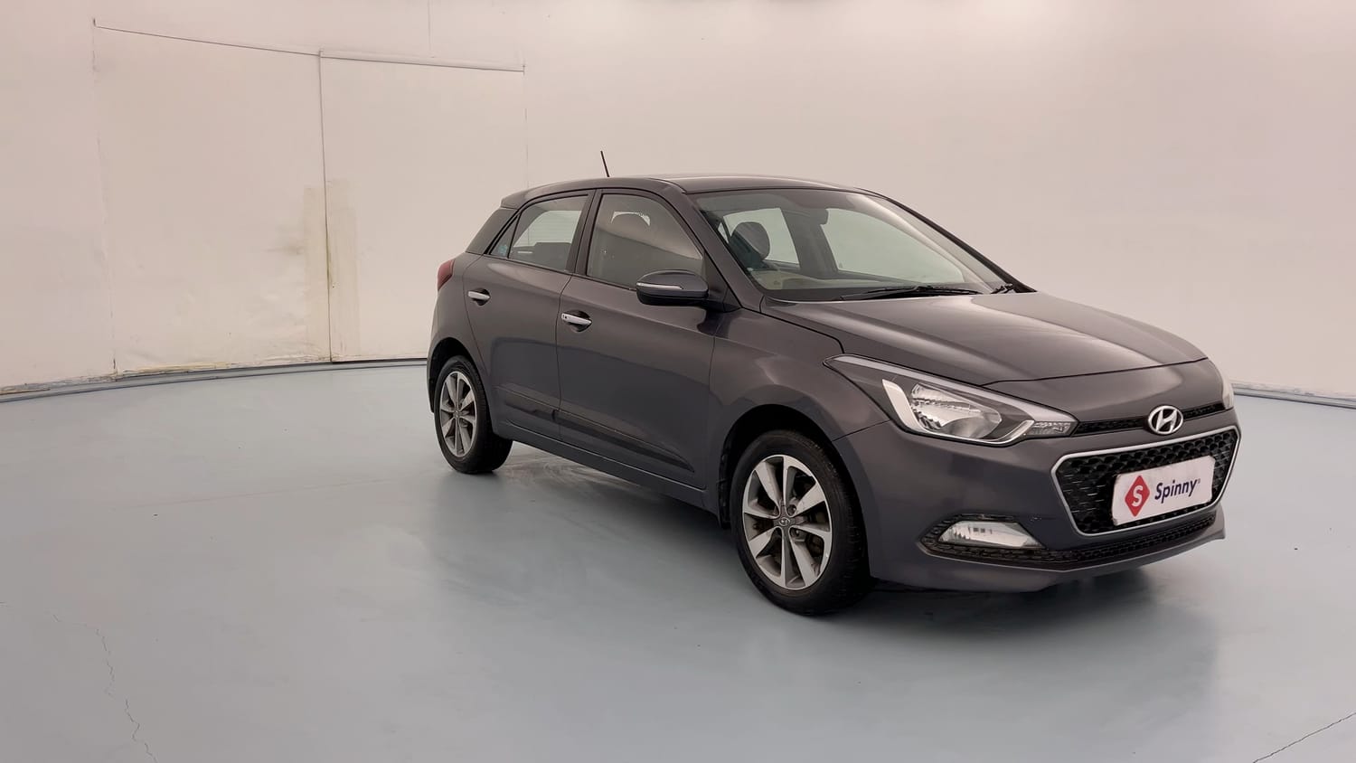 Used 2015 Hyundai Elite i20 Asta 1.2 Petrol Manual exterior RIGHT FRONT CORNER VIEW