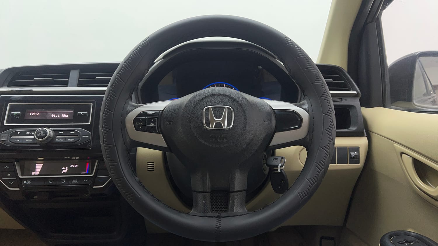 Used 2017 Honda Amaze 1.2 S i-VTEC Opt Petrol Manual interior STEERING VIEW