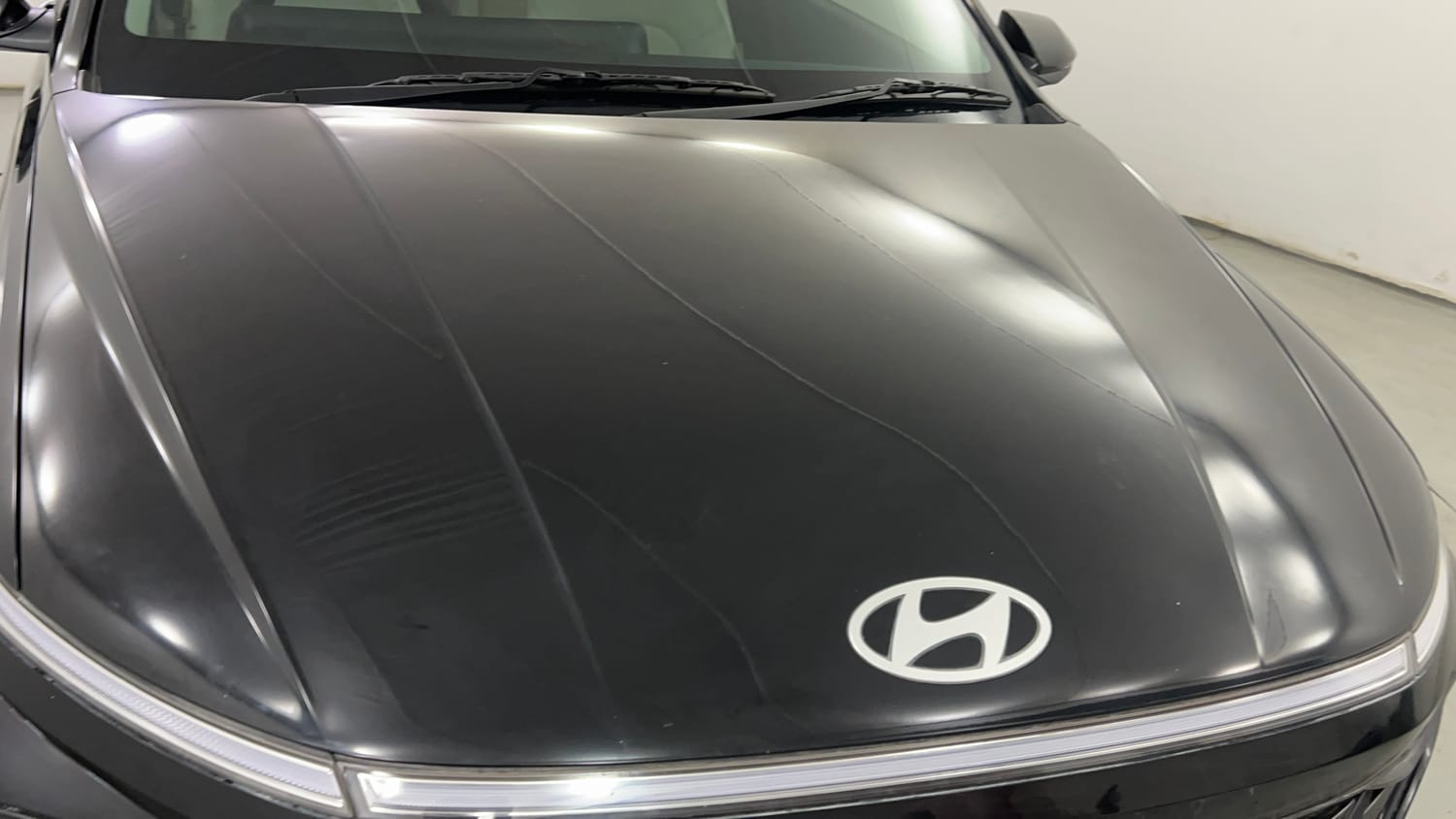 Used 2023 Hyundai Verna SX (O) 1.5 VTVT IVT Petrol Automatic dents MINOR SCRATCH