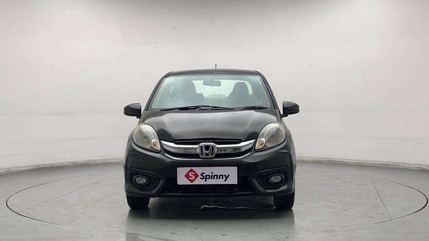 Used 2017 Honda Amaze 1.2 S i-VTEC Opt Petrol Manual exterior FRONT VIEW