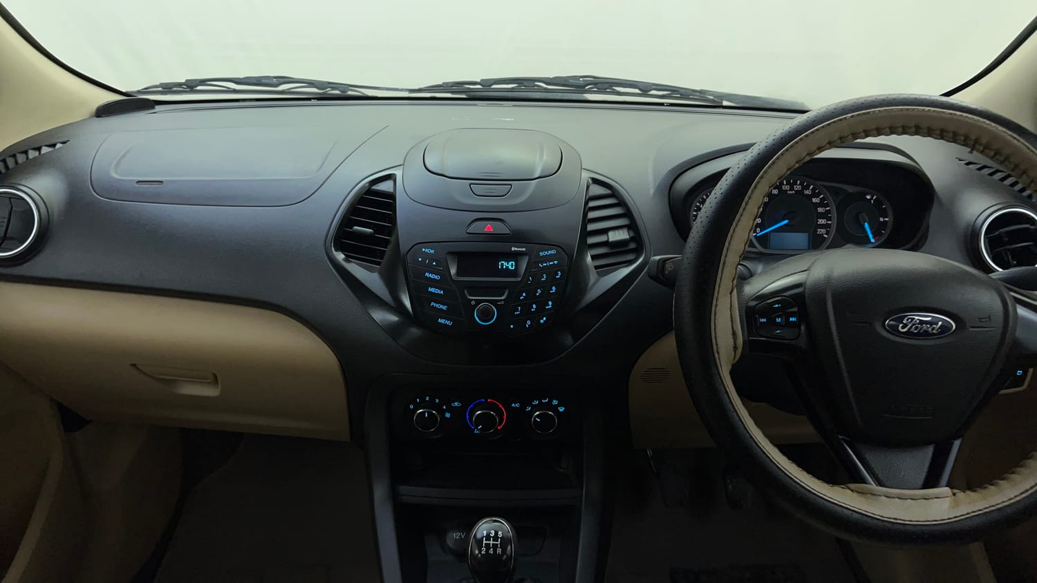 Used 2016 Ford Figo Aspire Trend 1.2 Ti-VCT Petrol Manual interior MUSIC SYSTEM & AC CONTROL VIEW