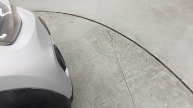 minor_scratch_0