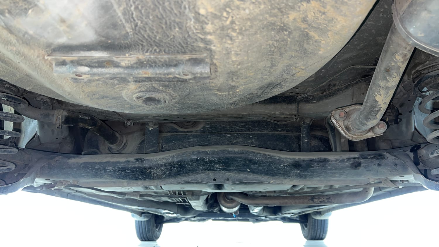 Used 2013 Honda Amaze 1.2 S i-VTEC Petrol Manual extra REAR UNDERBODY VIEW (TAKEN FROM REAR)