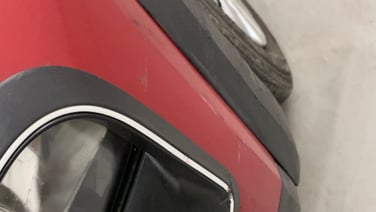 minor_scratch_0