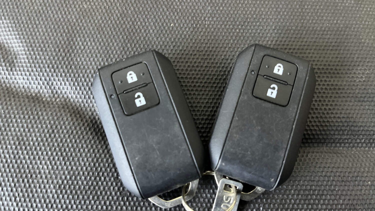 Used 2021 Maruti Suzuki Baleno Alpha Automatic Petrol Automatic extra CAR KEY VIEW