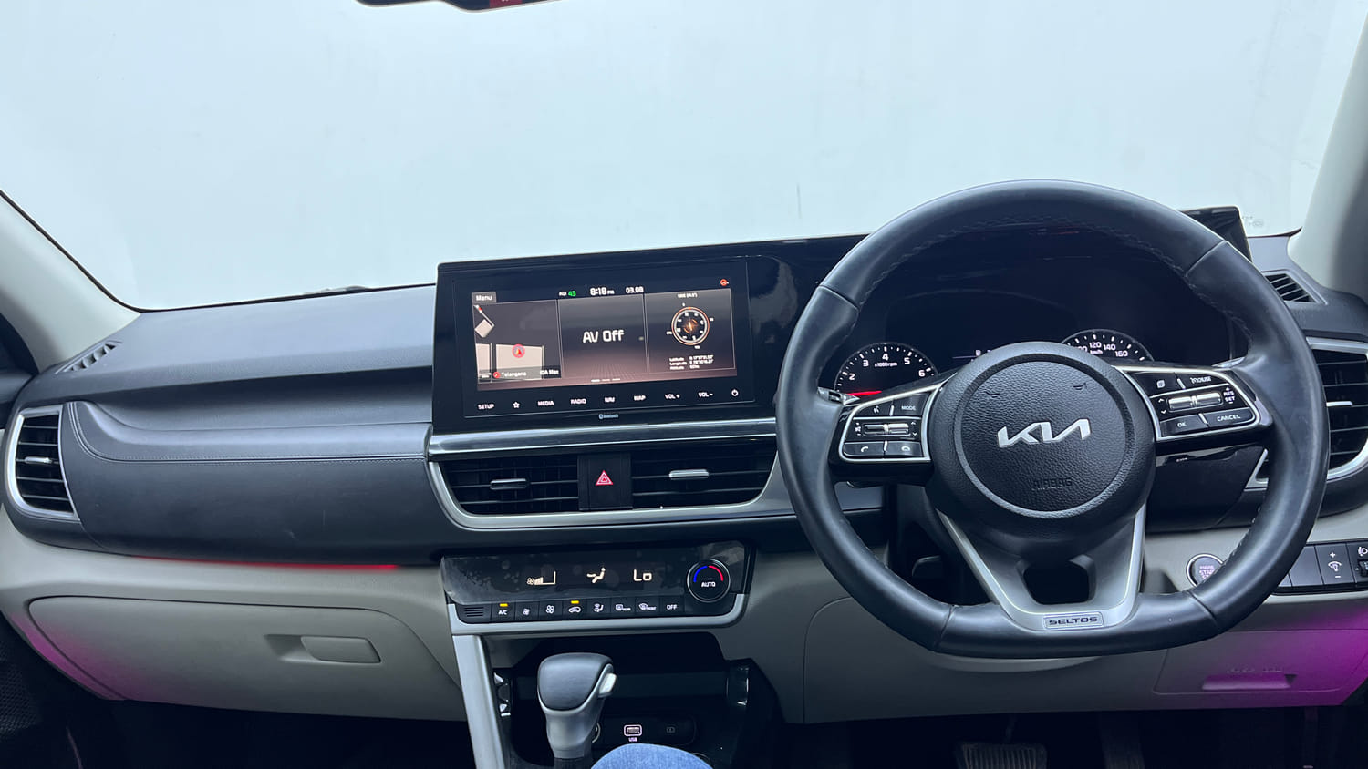 Used 2022 kia Seltos HTX 1.5 IVT Petrol Automatic interior DASHBOARD VIEW