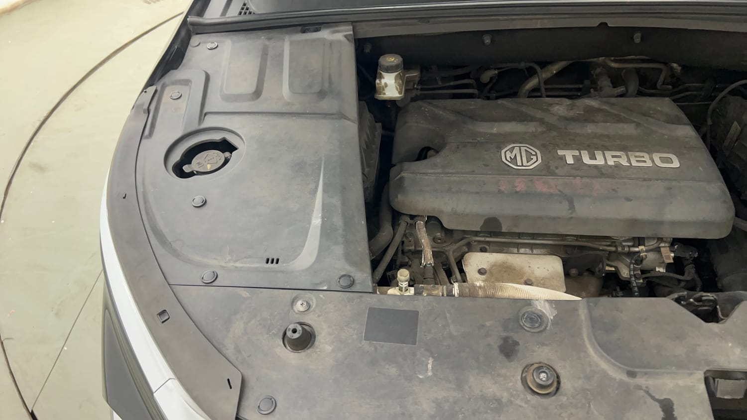 Used 2022 MG Motors Hector Sharp 1.5 Petrol Turbo Hybrid MT Hybrid Manual engine ENGINE RIGHT SIDE VIEW