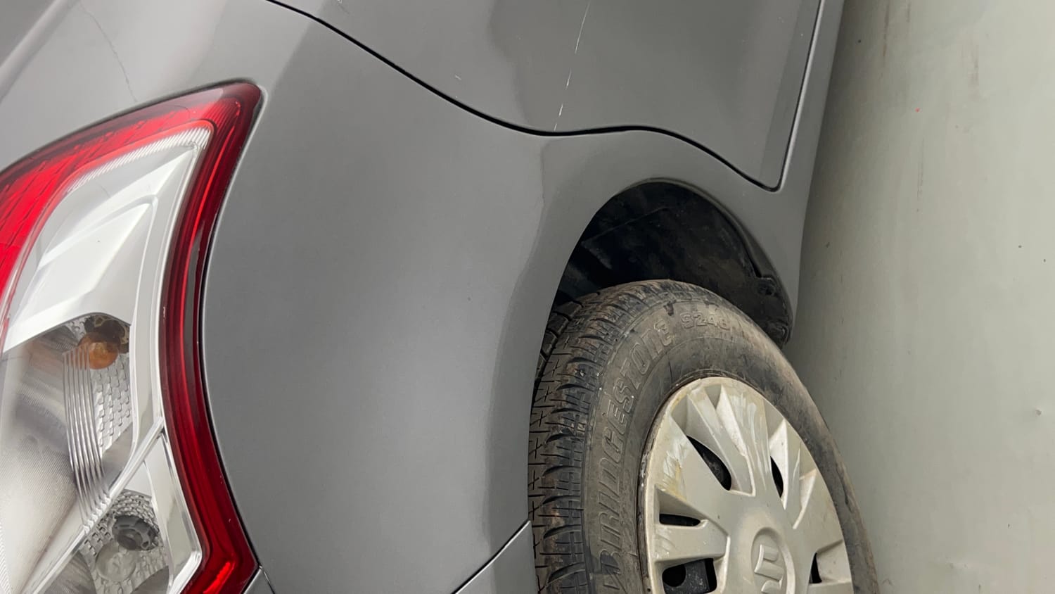 Used 2013 Maruti Suzuki Swift VXi Petrol Manual dents MINOR DENT