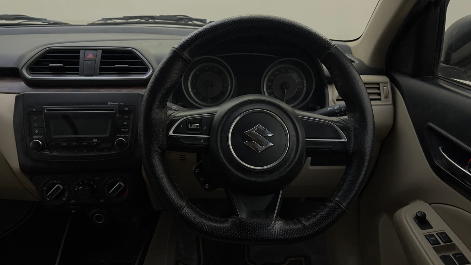 Used 2018 Maruti Suzuki Dzire VXi AMT Petrol Automatic top_features Steering mounted controls