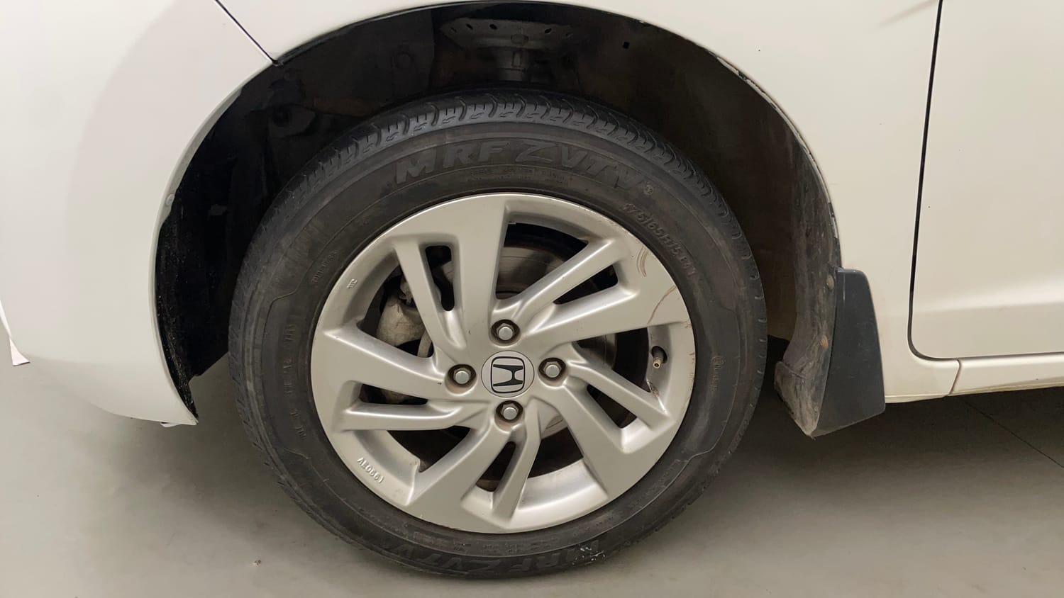 Used 2018 Honda Jazz VX Petrol Petrol Manual tyres LEFT FRONT TYRE RIM VIEW