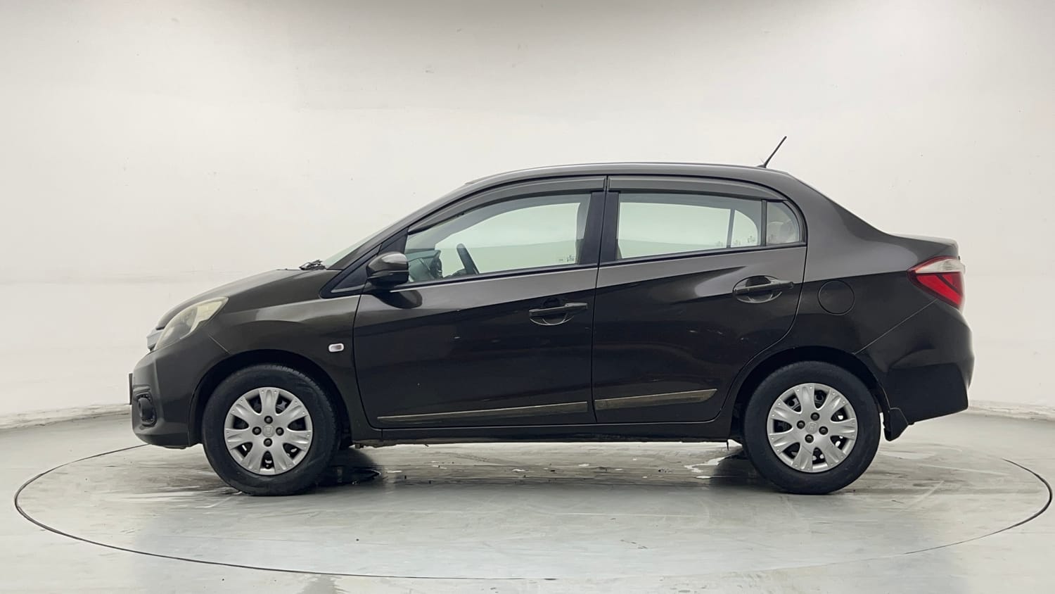 Used 2017 Honda Amaze 1.2 S i-VTEC Opt Petrol Manual exterior LEFT SIDE VIEW