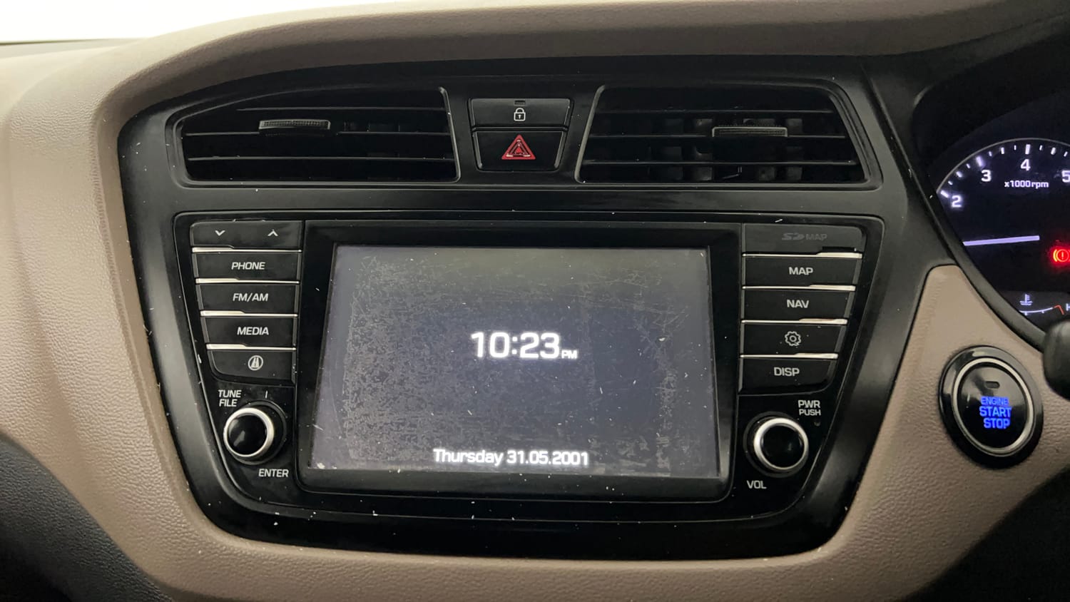 Used 2015 Hyundai Elite i20 Asta 1.2 Petrol Manual top_features Integrated (in-dash) music system